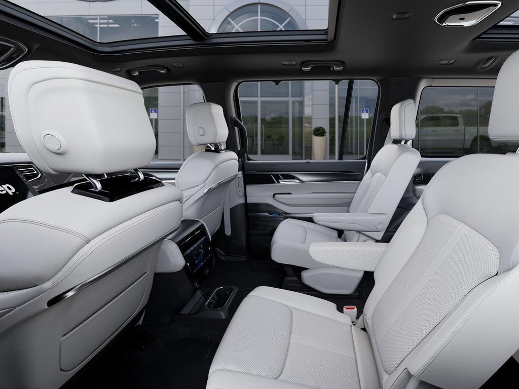 New 2026 Jeep Grand Wagoneer Summit w/ Premium Group III AWD/4WD image 23