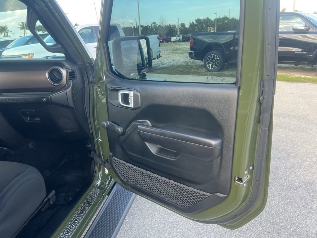Used 2020 Jeep Wrangler Sport image 43