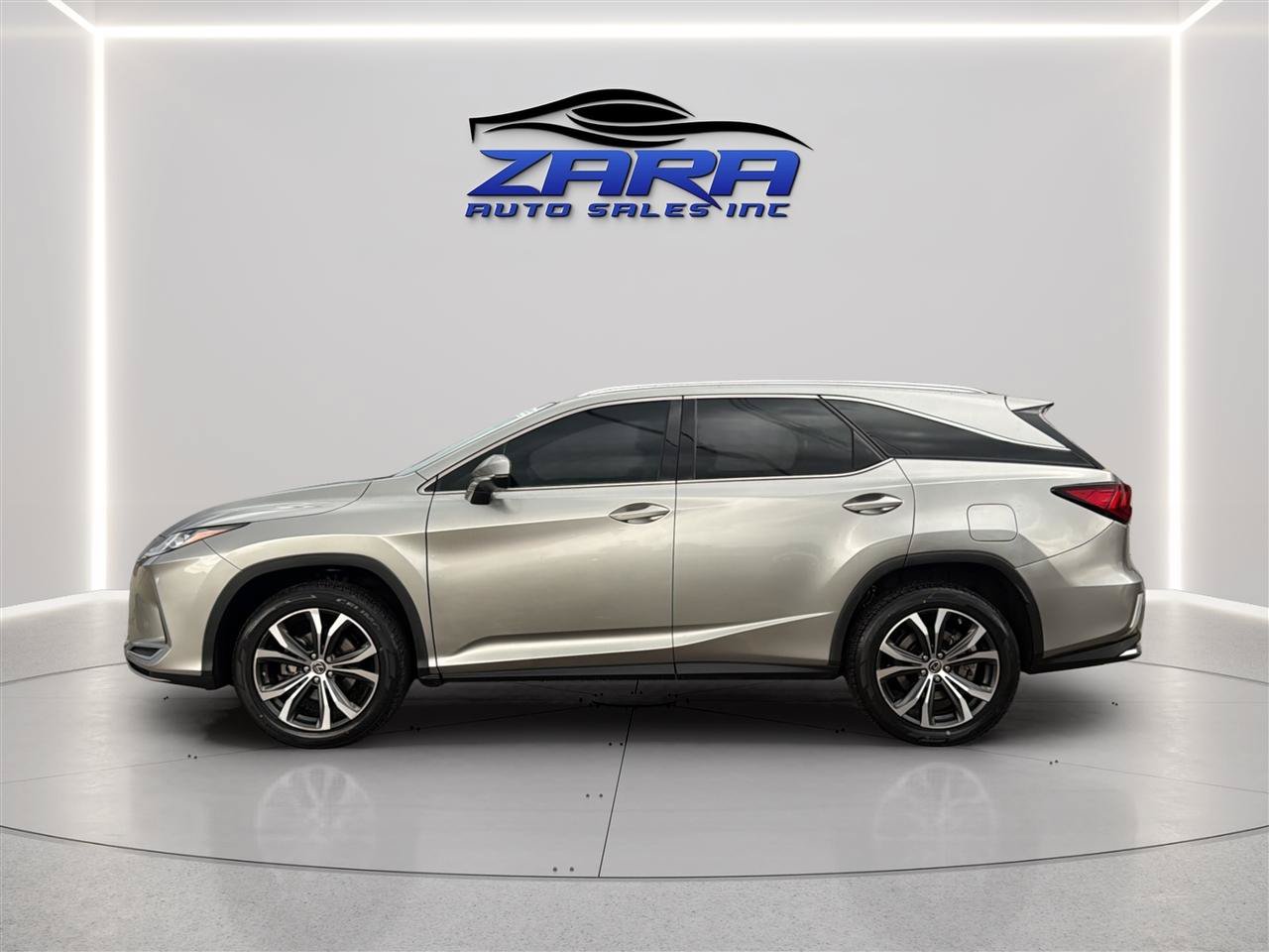 Used 2020 Lexus RX 350L Premium w/ Premium Package AWD/4WD image 4
