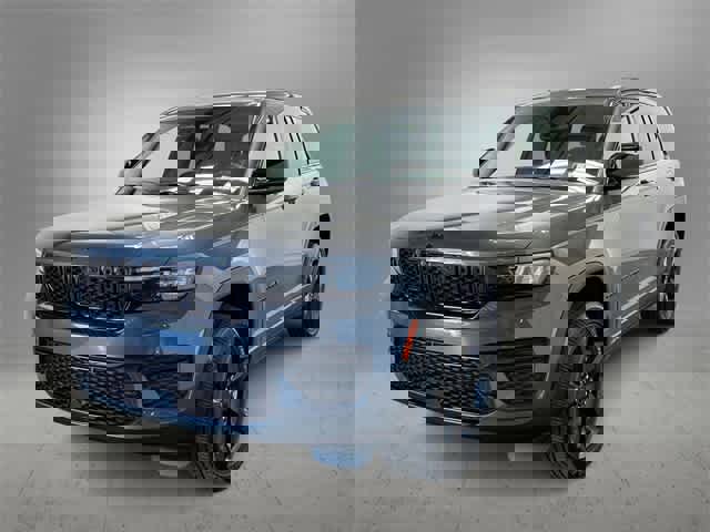 Used 2023 Jeep Grand Cherokee Altitude