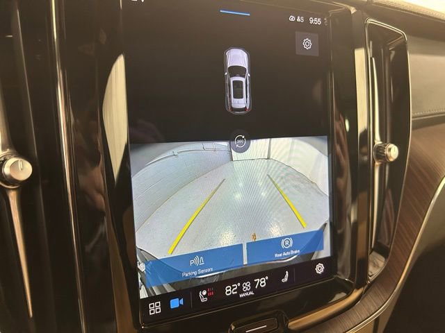 Used 2023 Volvo XC60 B6 Ultimate w/ Climate Package image 14