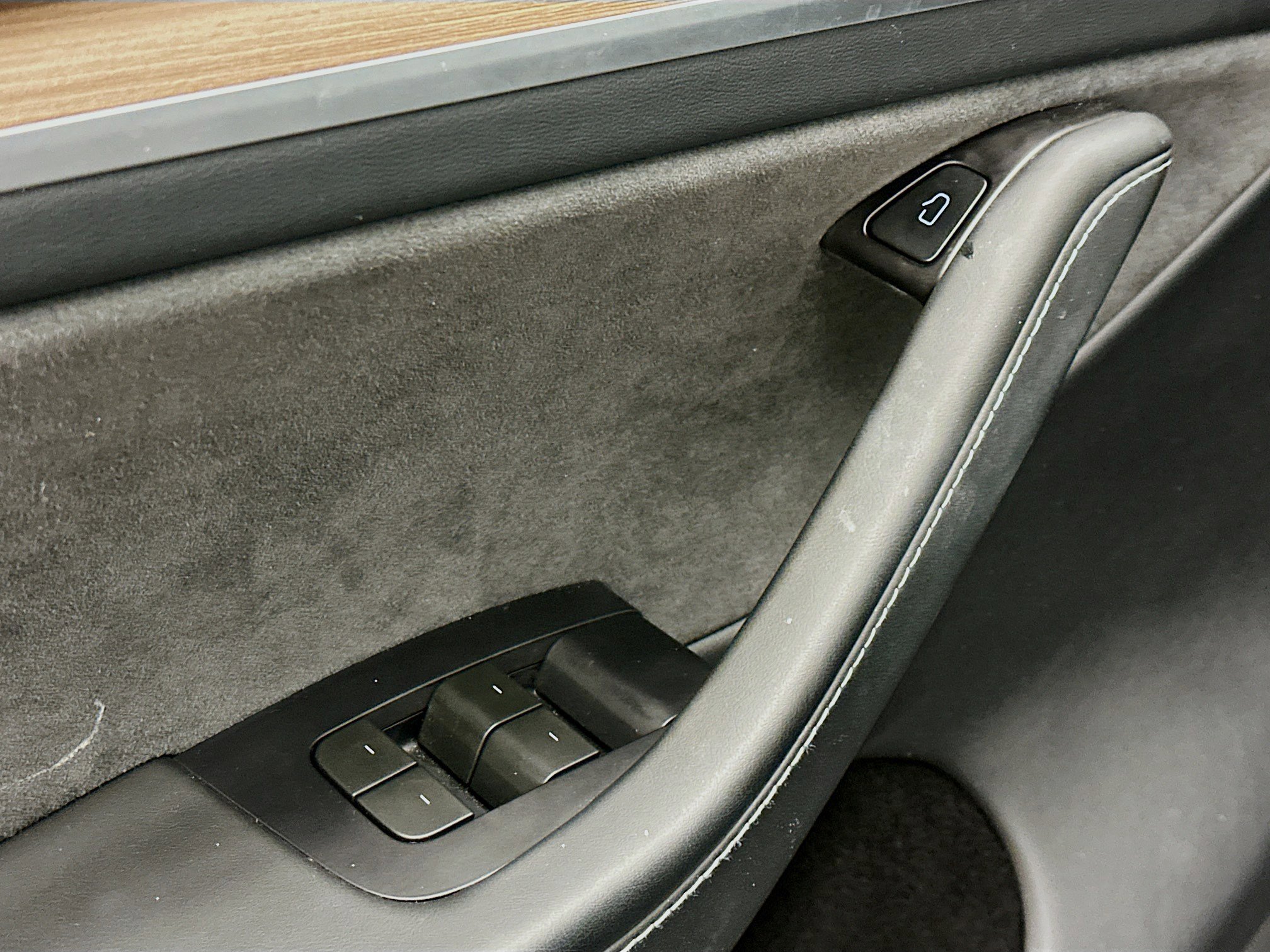 Used 2024 Tesla Model Y Long Range image 15