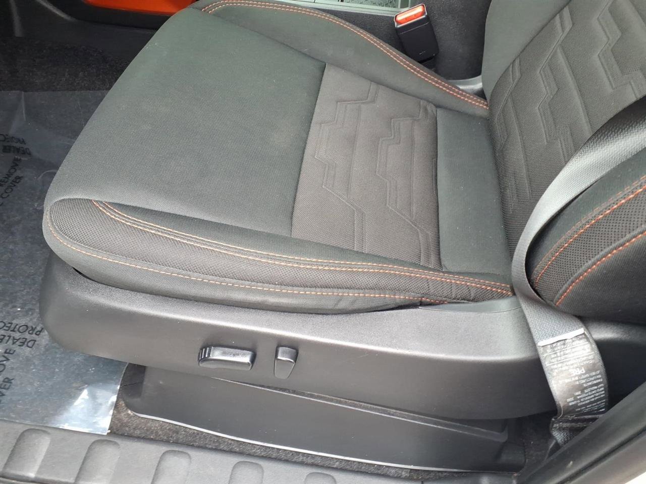 Used 2022 Nissan Frontier Pro-X image 7