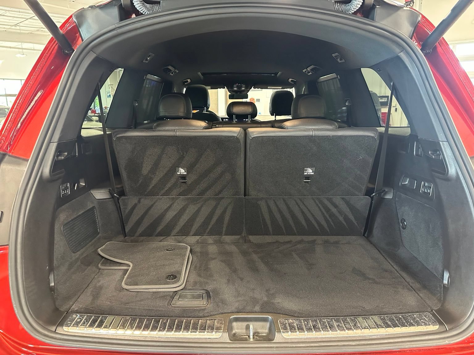 Used 2022 Mercedes-Benz GLS 450 4MATIC image 52