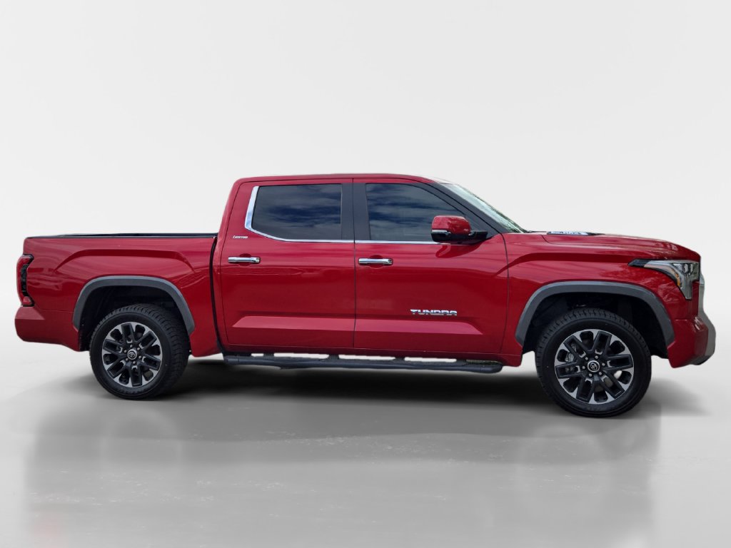 Used 2024 Toyota Tundra Limited AWD/4WD image 7