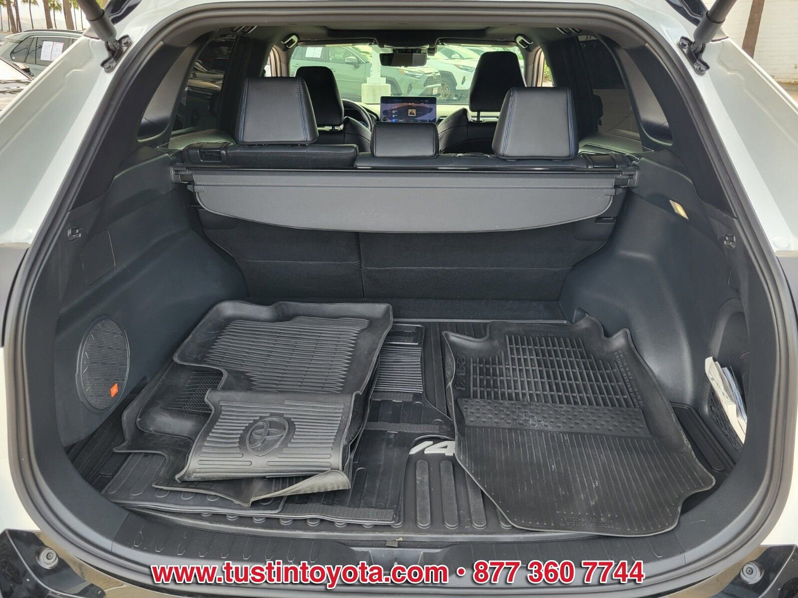 Used 2024 Toyota RAV4 XSE w/ Advanced Technology Package AWD/4WD image 13