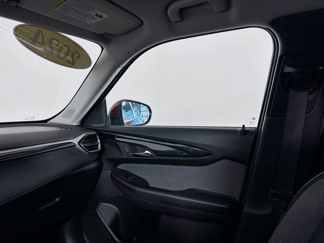 Used 2024 Chevrolet TrailBlazer LT image 22