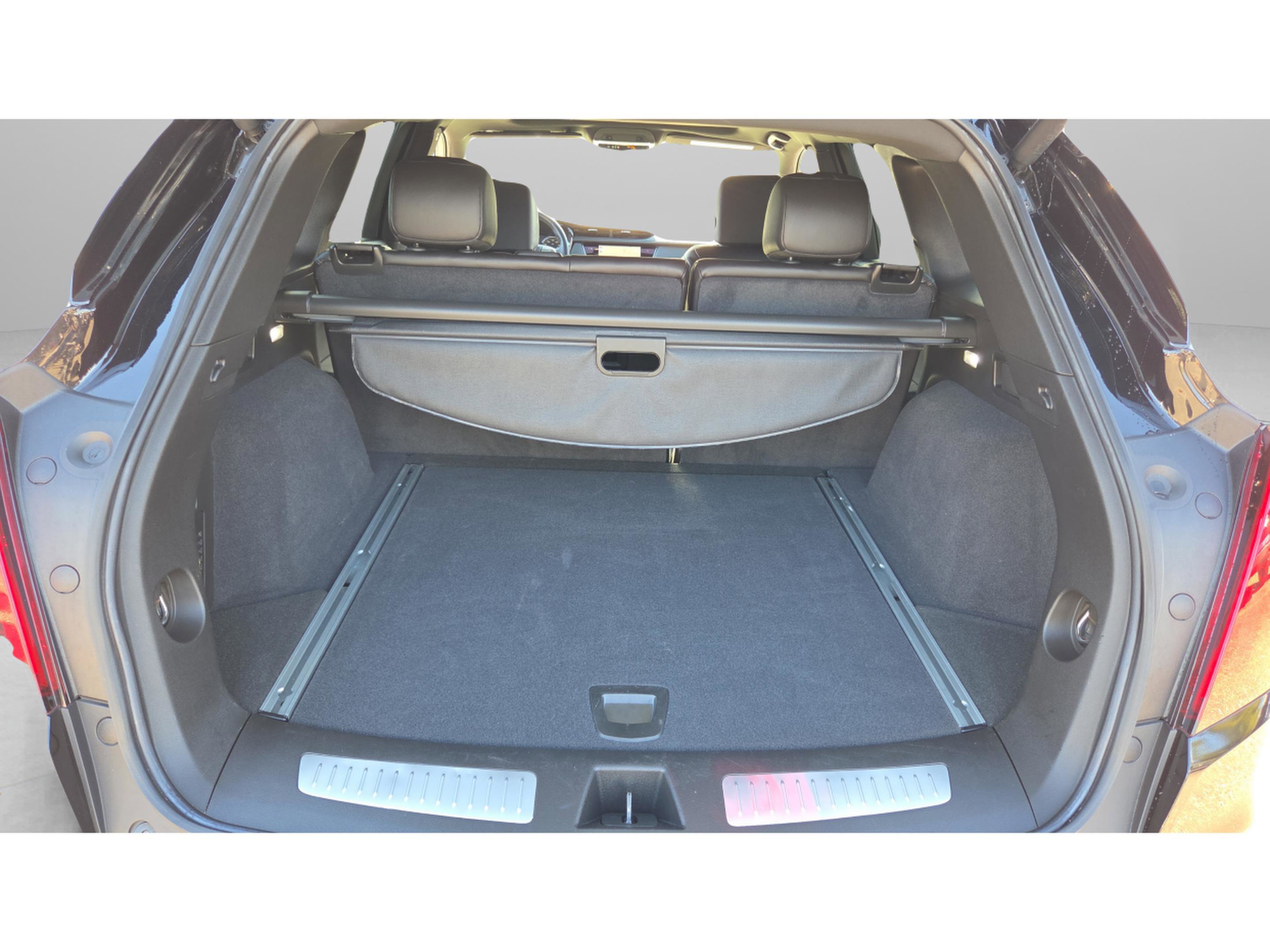 Used 2025 Cadillac XT5 Premium Luxury image 32