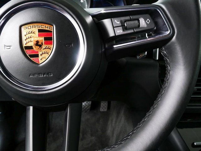 Certified 2023 Porsche Macan Turbo image 11