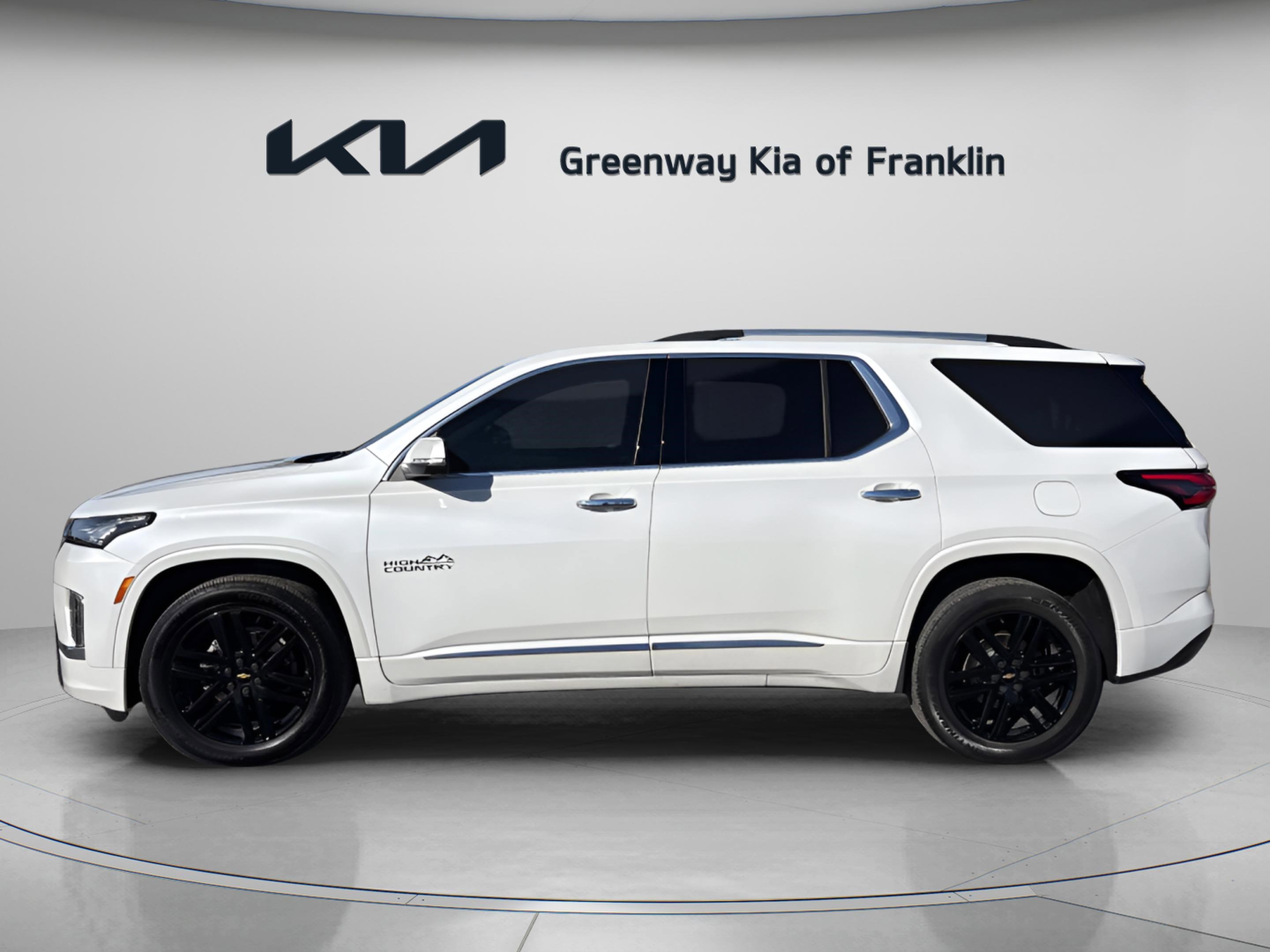 Used 2023 Chevrolet Traverse High Country w/ LPO, Cargo Package image 4