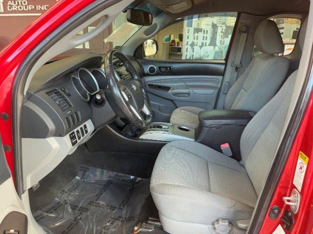 Used 2012 Toyota Tacoma 4x4 Access Cab w/ SR5 Pkg image 14