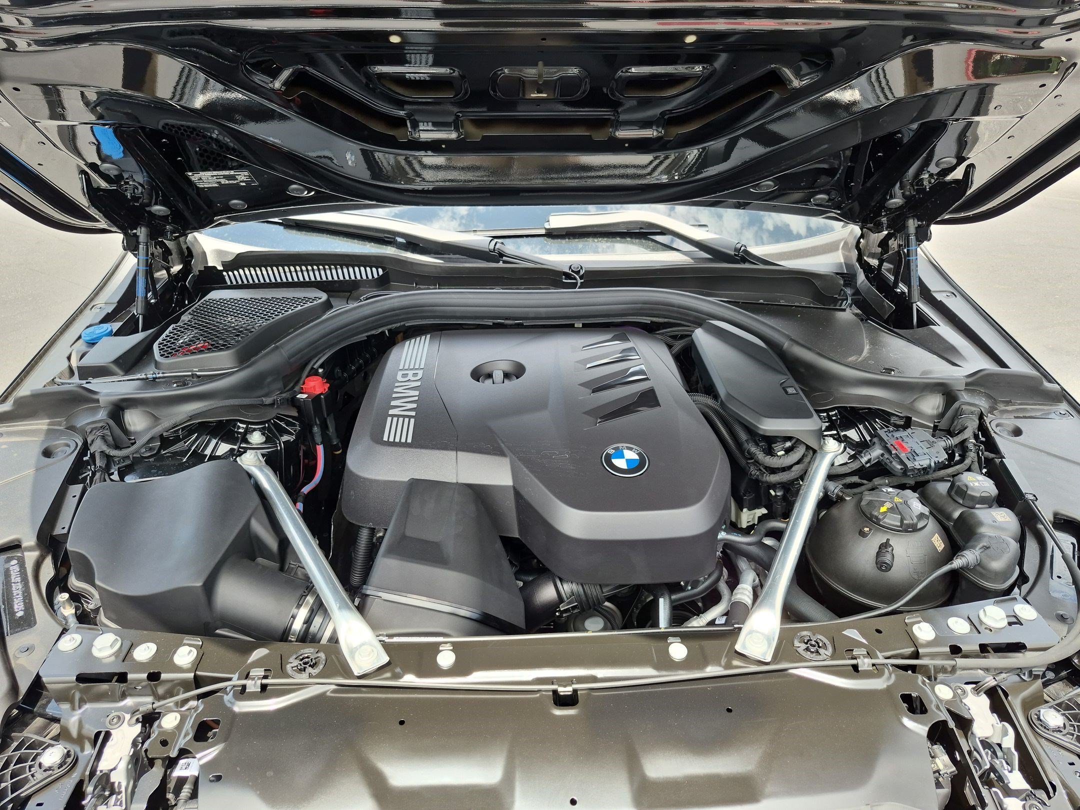 New 2027 BMW 530i w/ Convenience Package RWD image 36