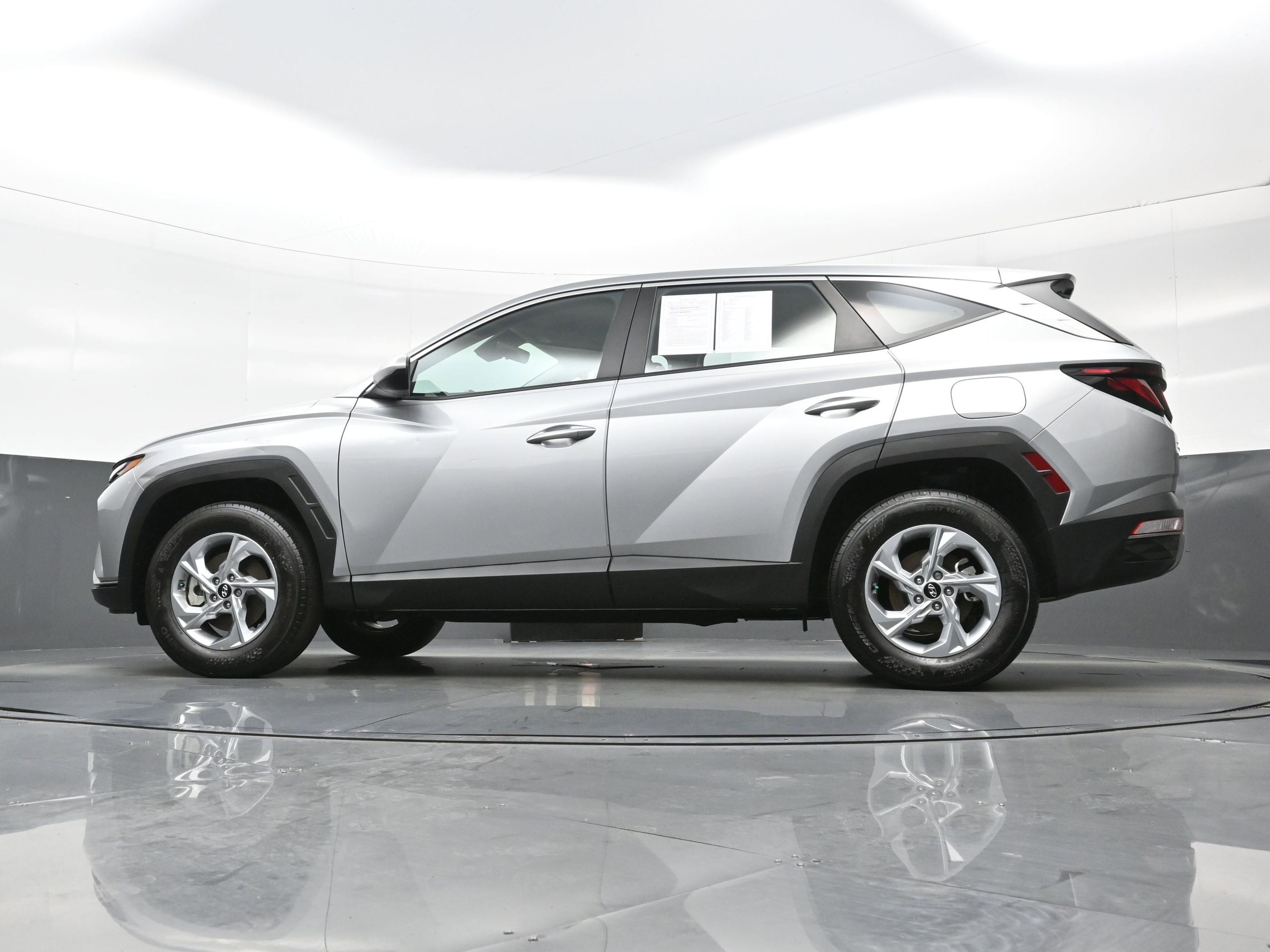 Used 2023 Hyundai Tucson SE AWD/4WD image 24