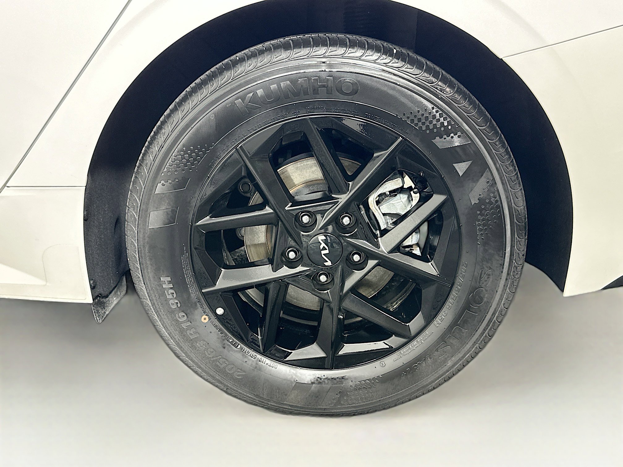 Used 2025 Kia K5 LXS image 11