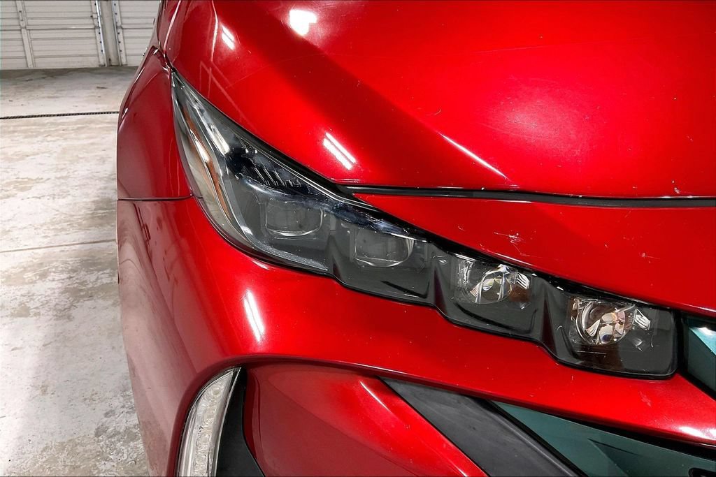Used 2018 Toyota Prius Prime Advanced FWD image 33