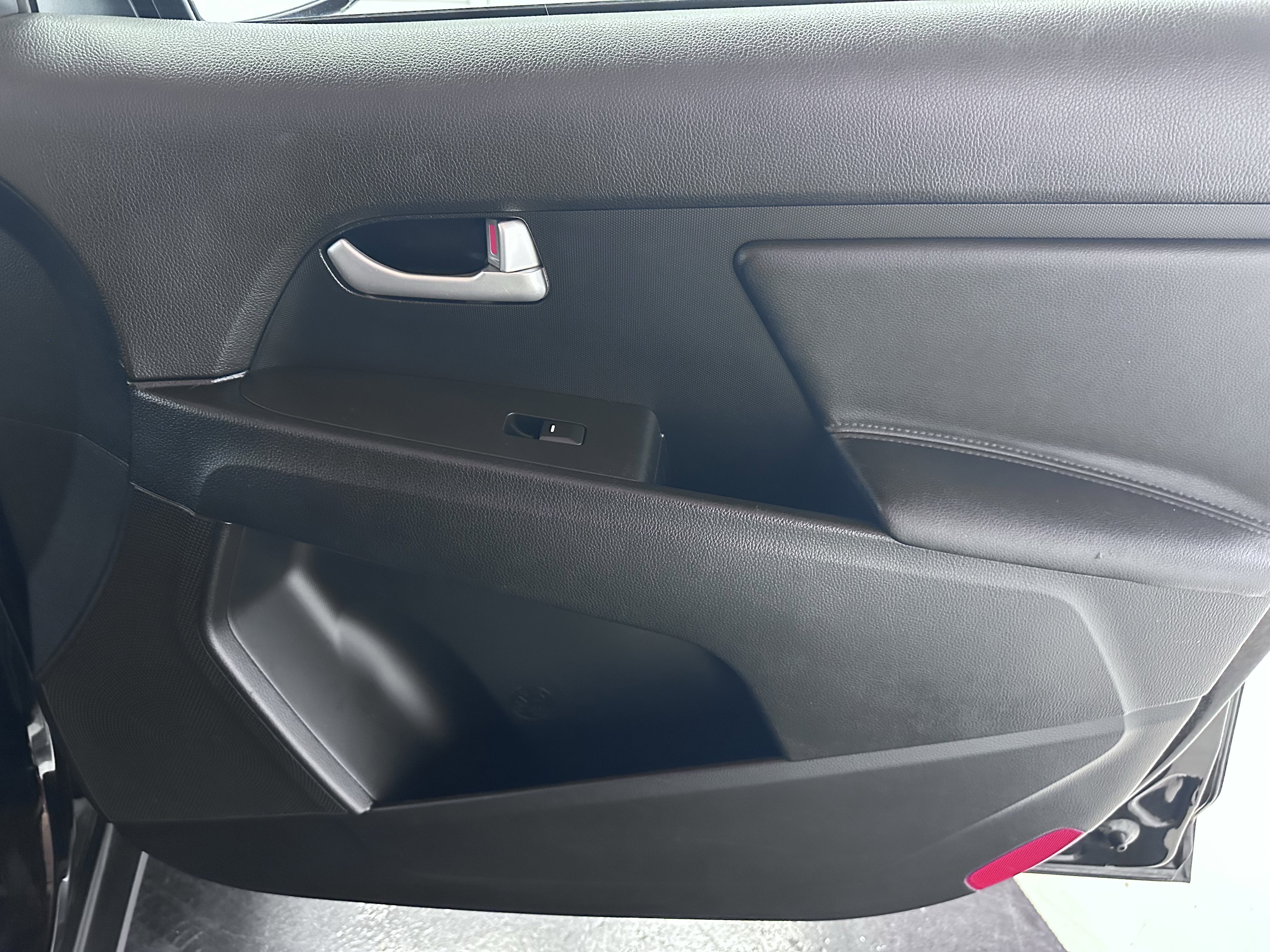 Used 2014 Kia Sportage LX image 36