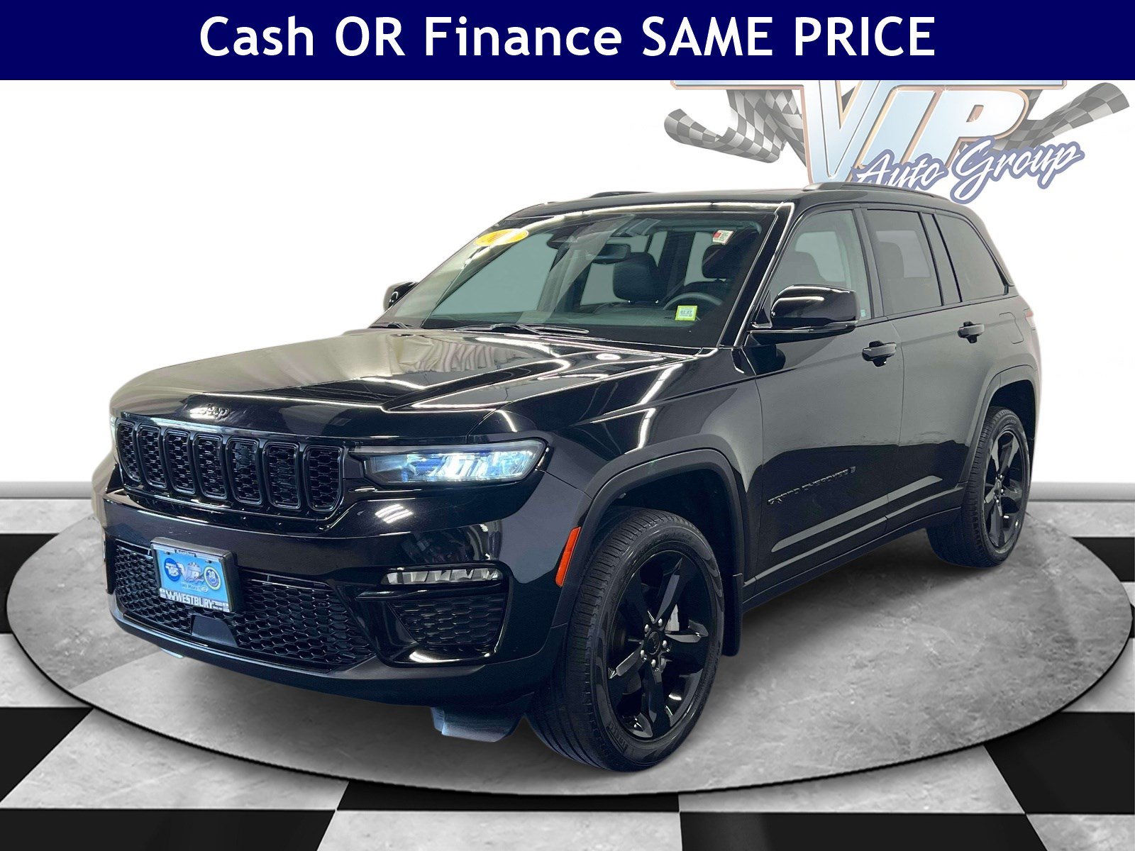Certified 2023 Jeep Grand Cherokee Limited w/ Black Appearance Package AWD/4WD image 4