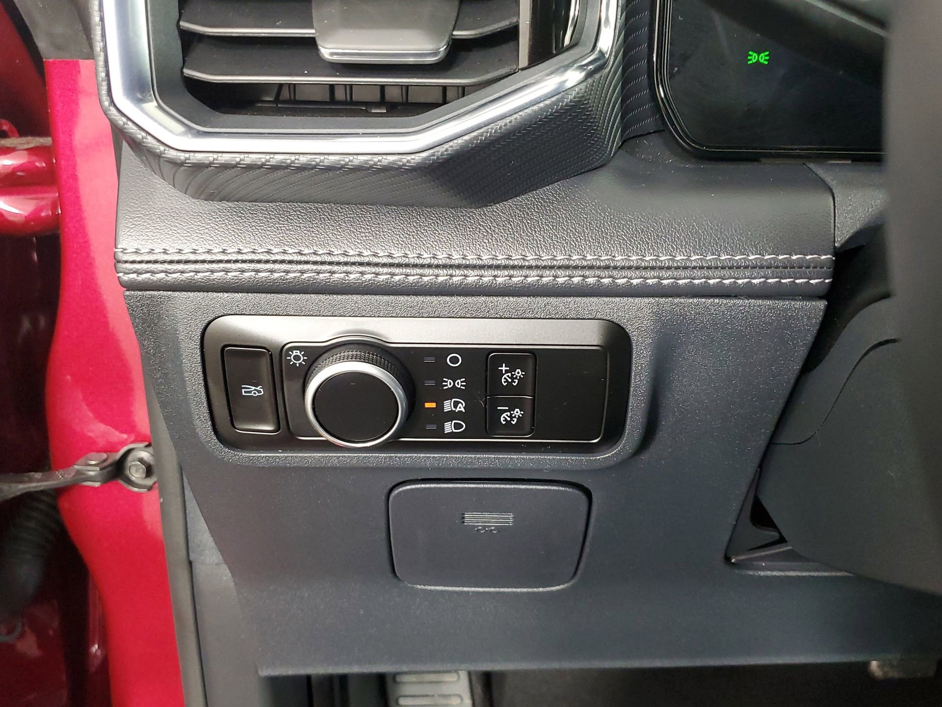 Used 2025 Ford Mustang GT Premium image 27