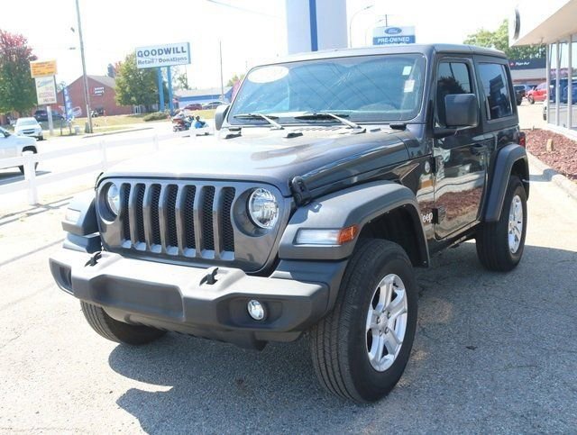Used 2020 Jeep Wrangler Sport image 9