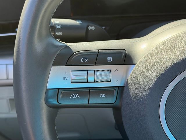 Used 2024 Hyundai Kona SEL FWD image 13