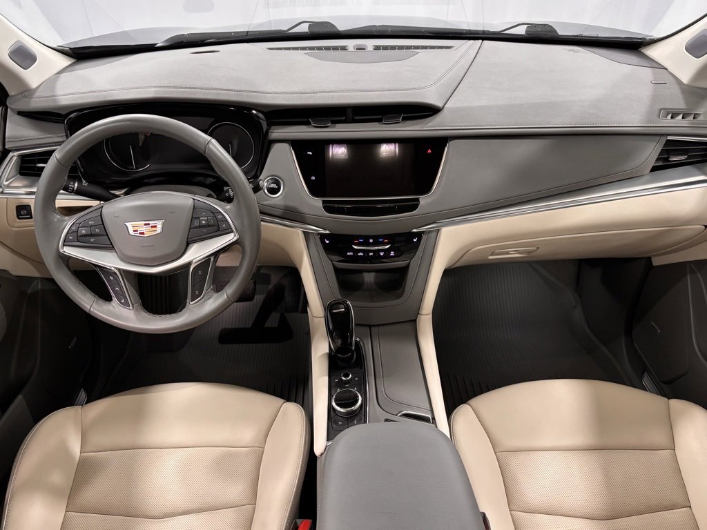 Used 2023 Cadillac XT5 Premium Luxury w/ LPO, Floor Liner Package image 2