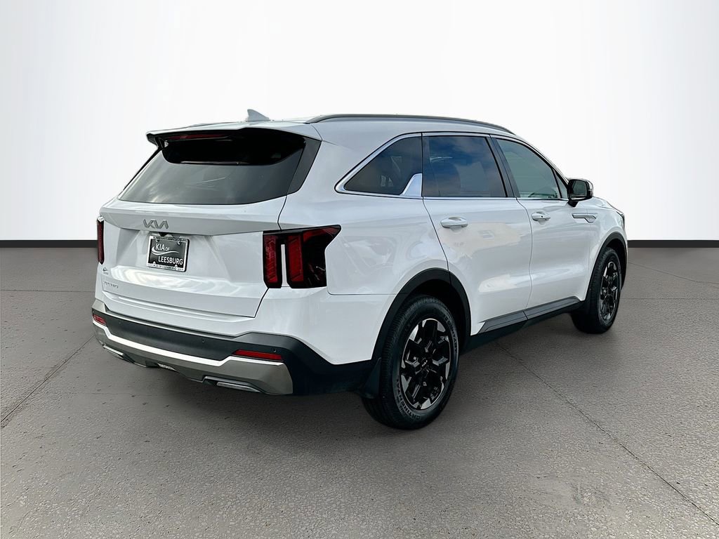 Certified 2025 Kia Sorento S w/ Panoramic Sunroof Package image 7