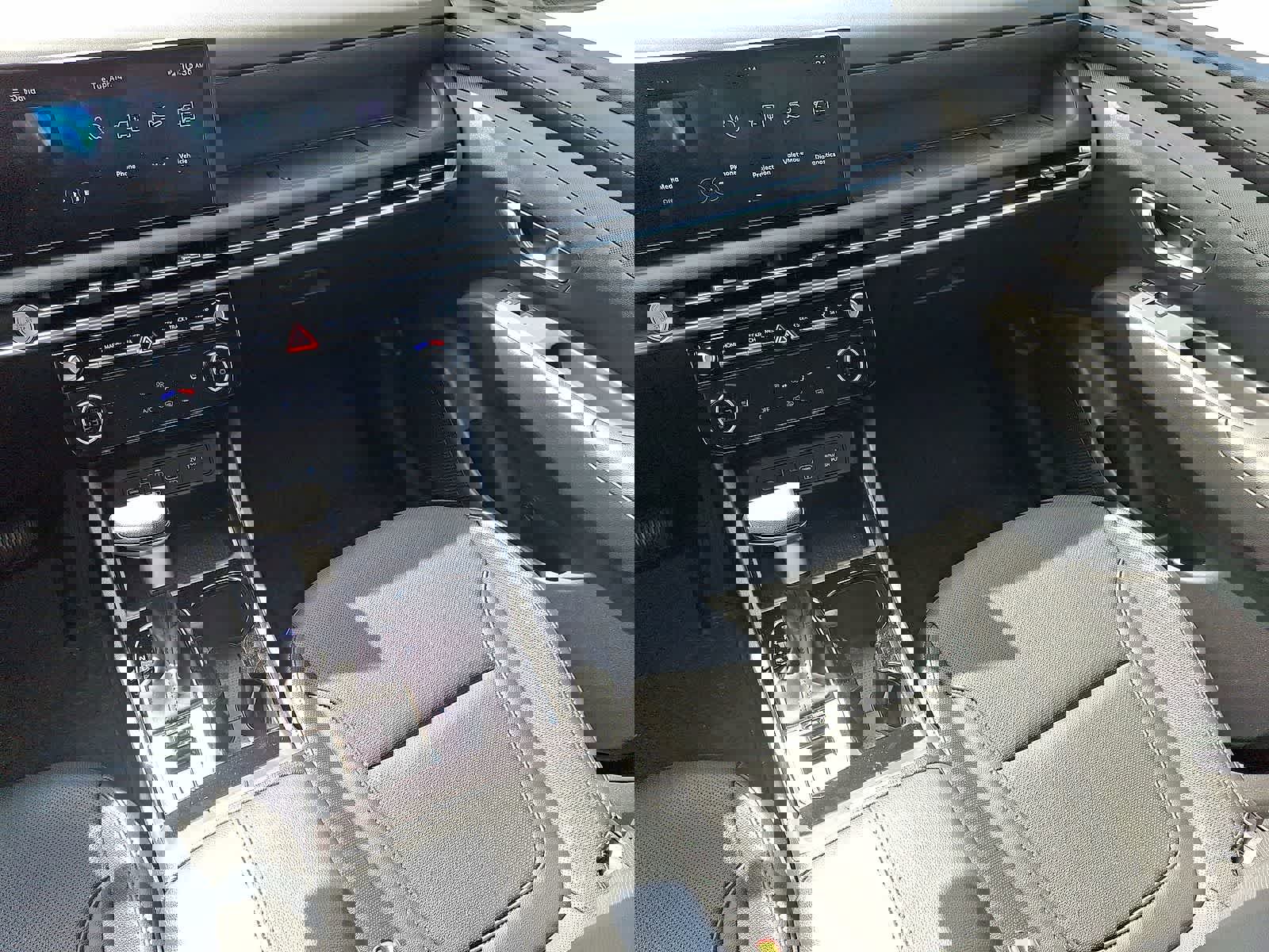 Used 2025 Hyundai Santa Cruz SEL image 12