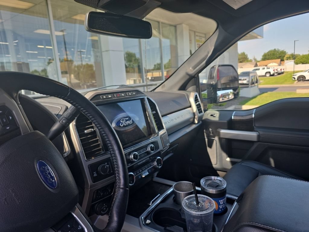 Used 2022 Ford F250 Lariat w/ Lariat Ultimate Package AWD/4WD image 18