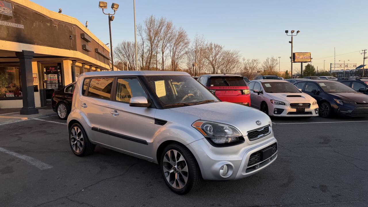 Used 2012 Kia Soul ! image 2