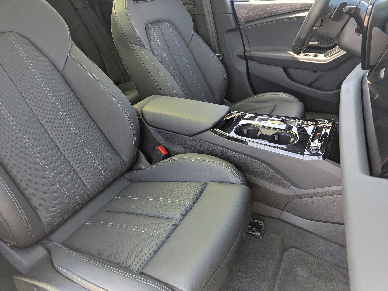 Used 2025 Audi A6 e-tron Prestige w/ Black Warm Weather Package image 11