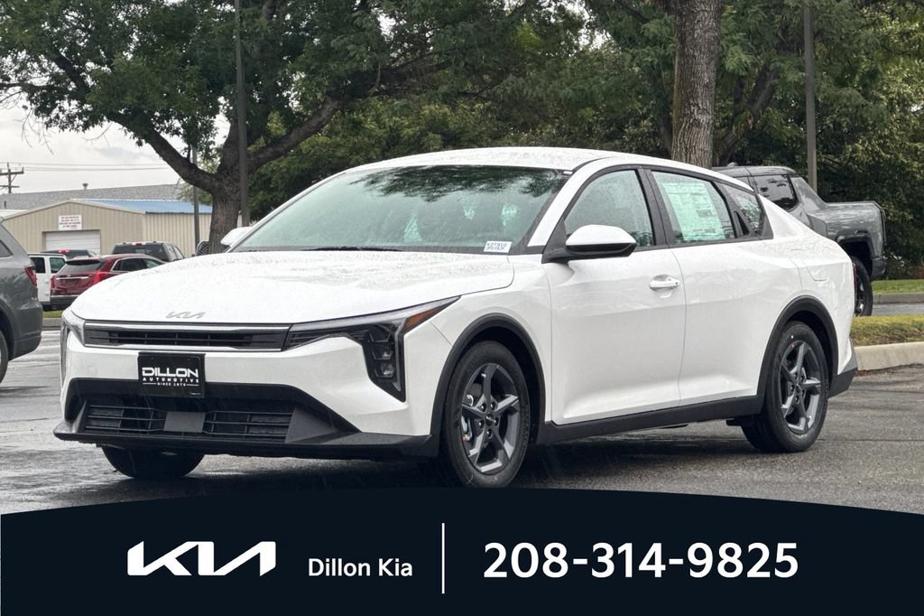 New 2026 Kia K4 FWD image 11