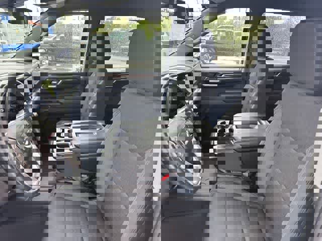 Used 2022 GMC Sierra 1500 Elevation image 3