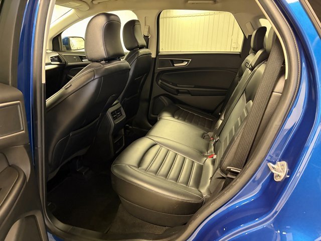 Used 2023 Ford Edge SEL image 14