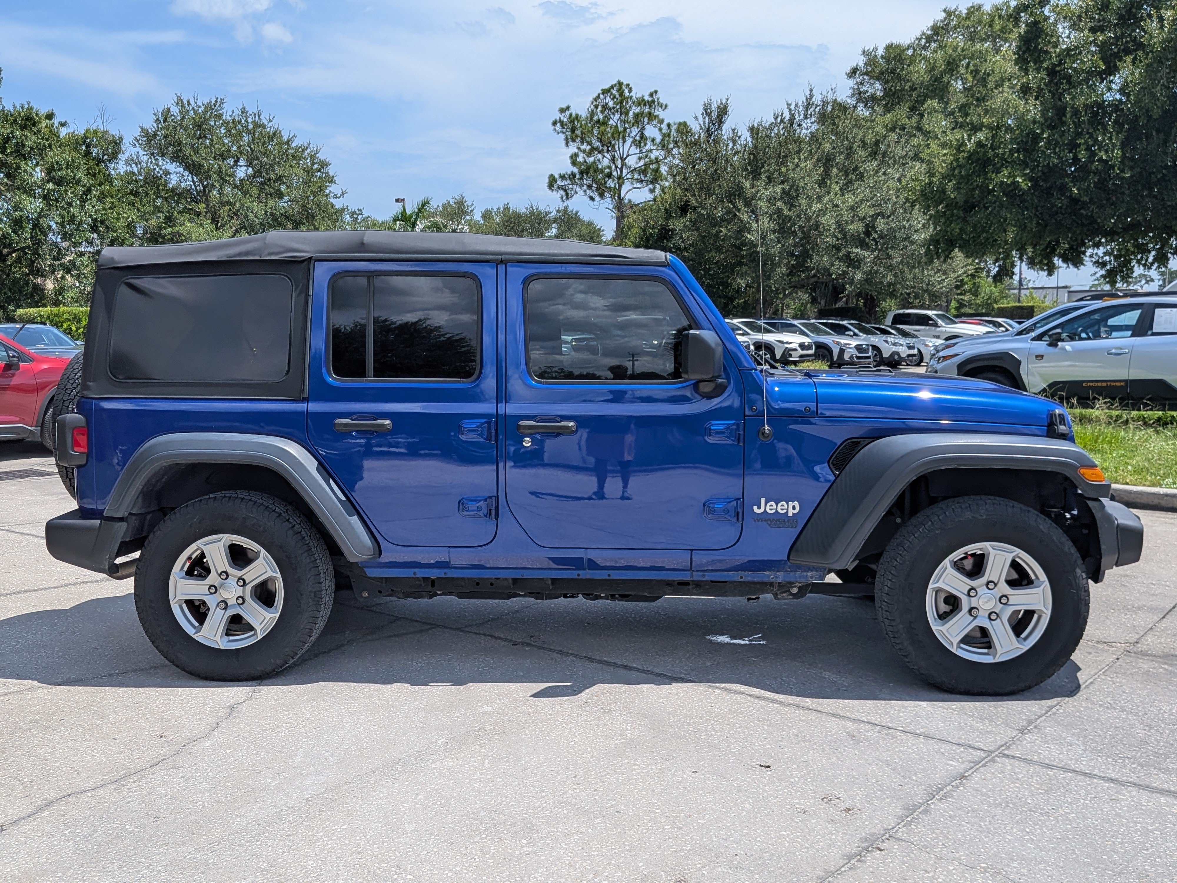 Used 2020 Jeep Wrangler Unlimited Sport S AWD/4WD image 3