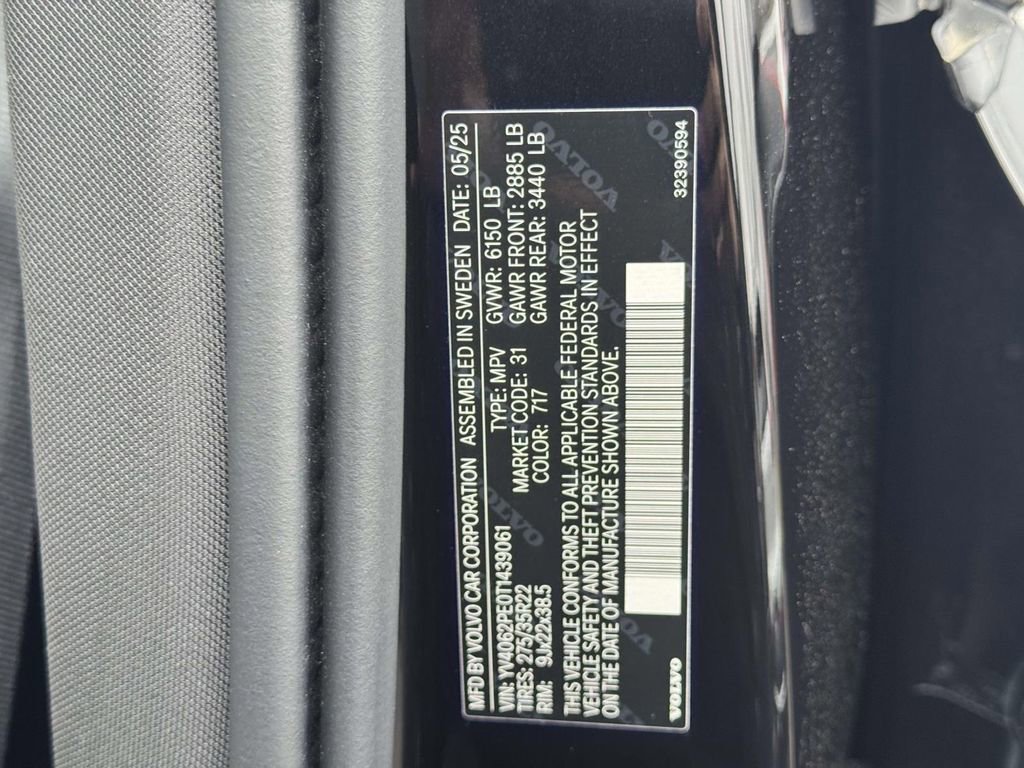 Certified 2026 Volvo XC90 B6 Plus w/ Protection Package image 16