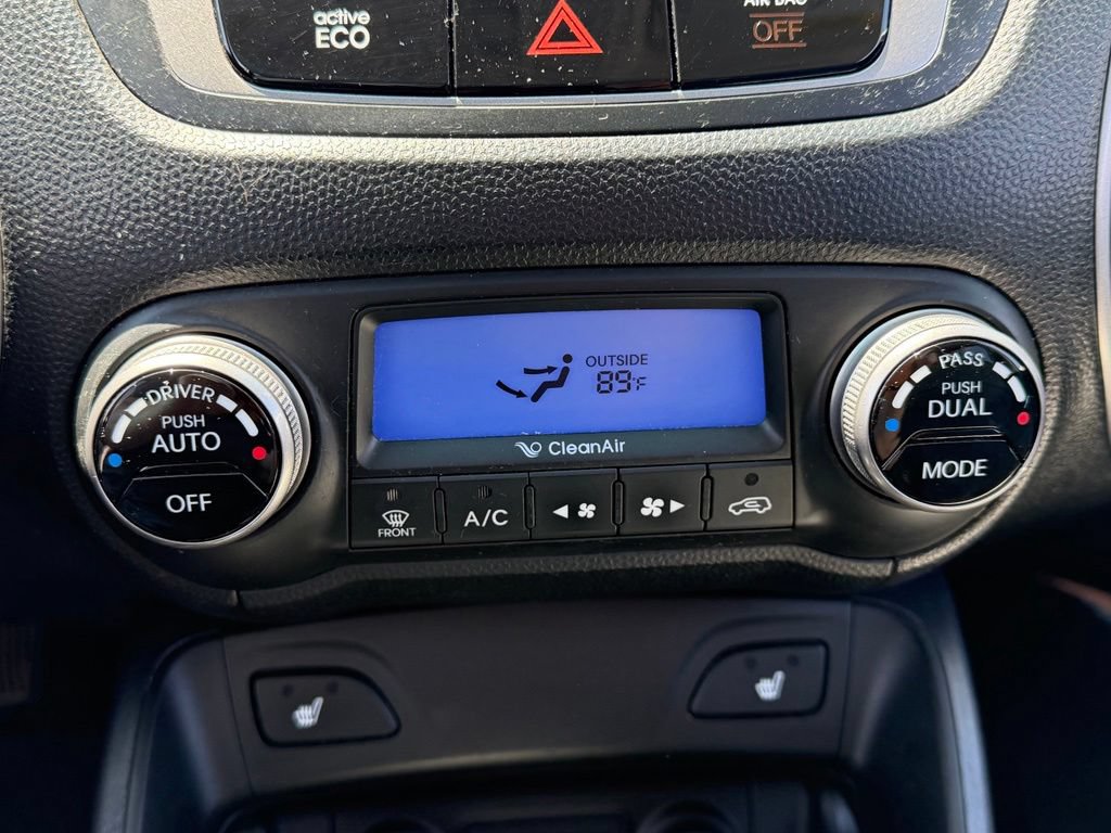 Used 2012 Hyundai Tucson Limited w/ Premium Pkg FWD image 4
