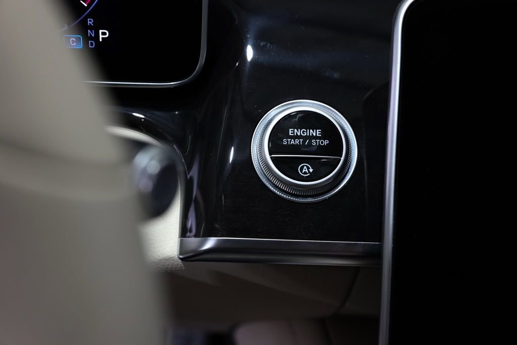 Used 2022 Mercedes-Benz S 580 4MATIC Sedan image 36