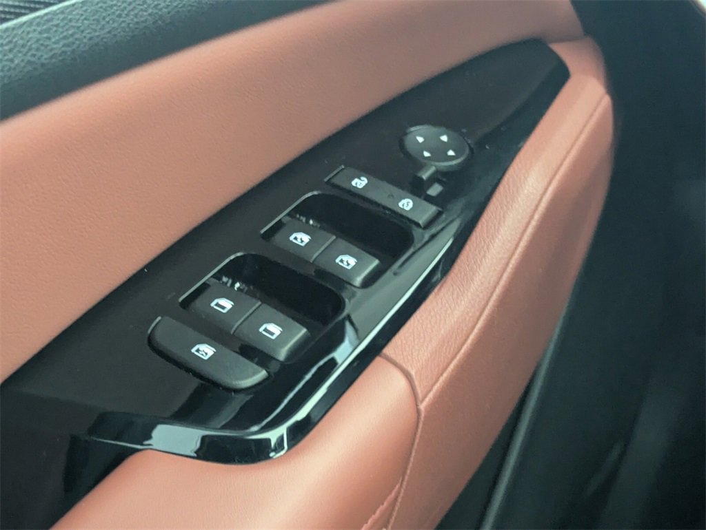 Used 2024 Kia Sportage SX image 14