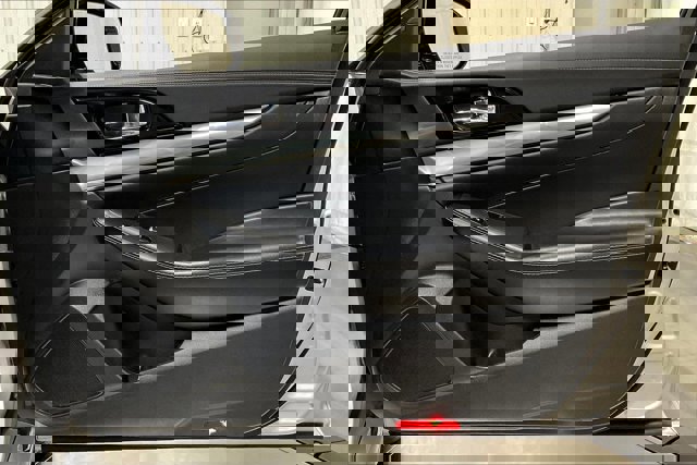 Used 2023 Nissan Maxima SV w/ Floor Mat Group image 24