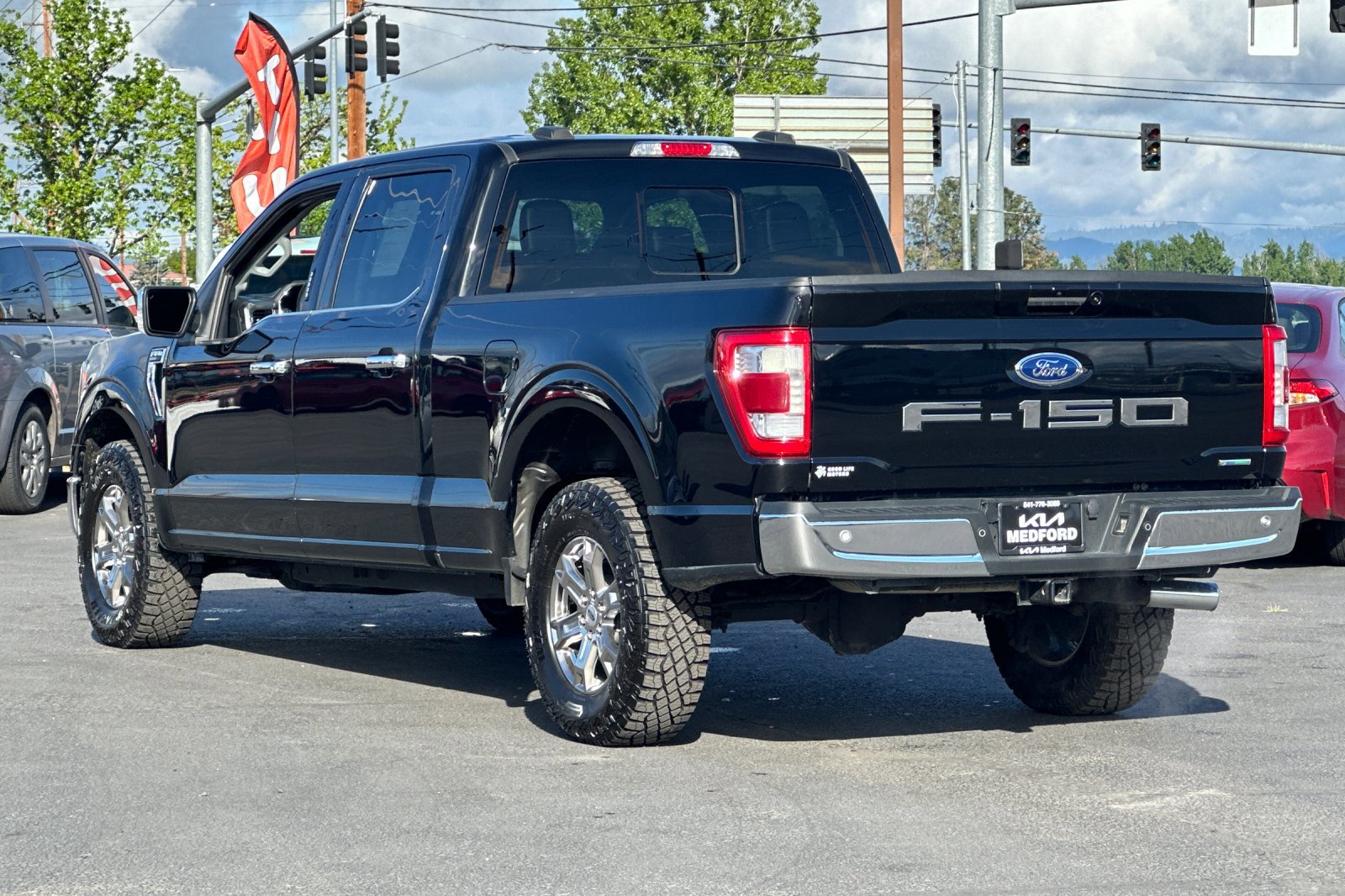 Used 2021 Ford F150 Lariat image 7