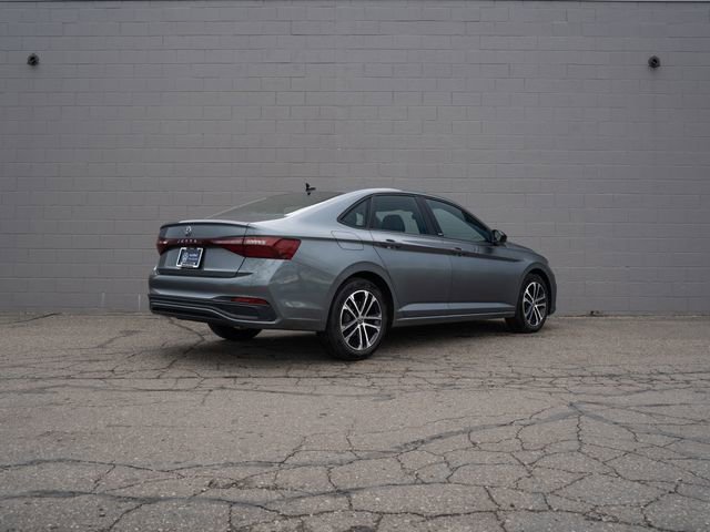 Used 2025 Volkswagen Jetta Sport FWD image 7