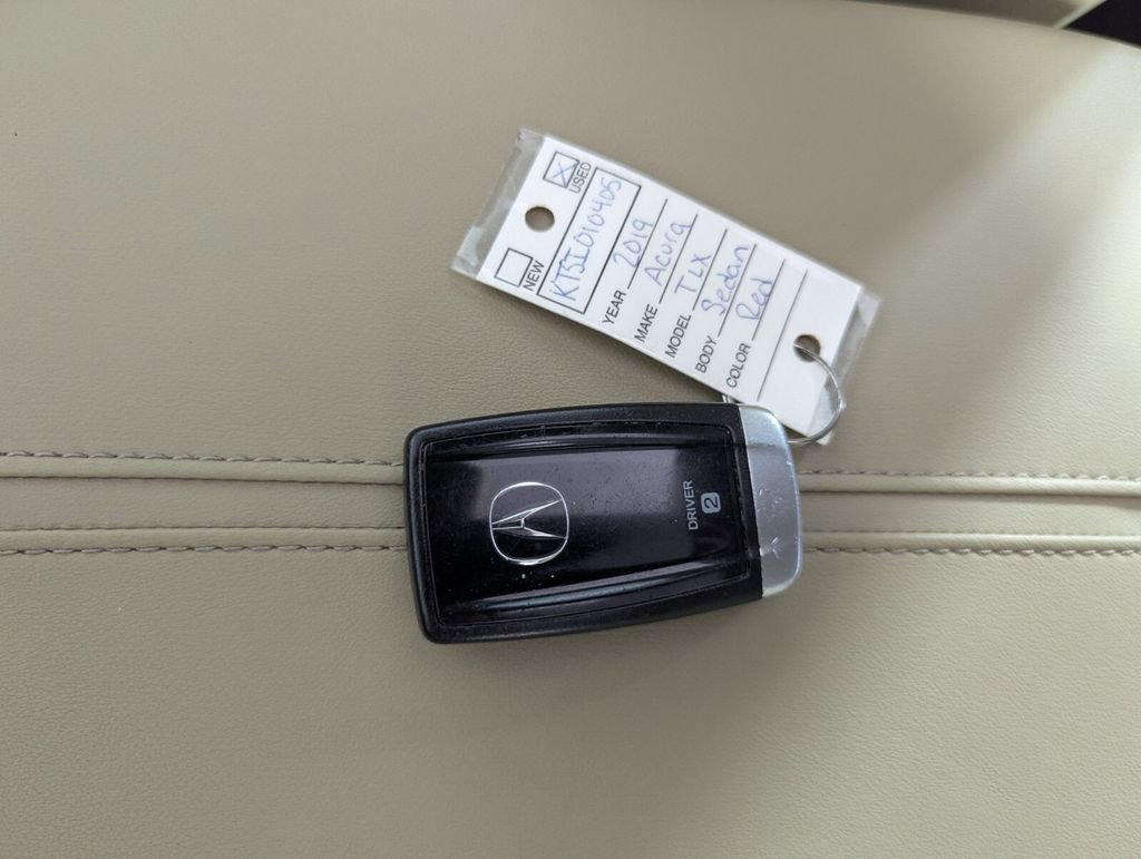 Used 2019 Acura TLX FWD image 26