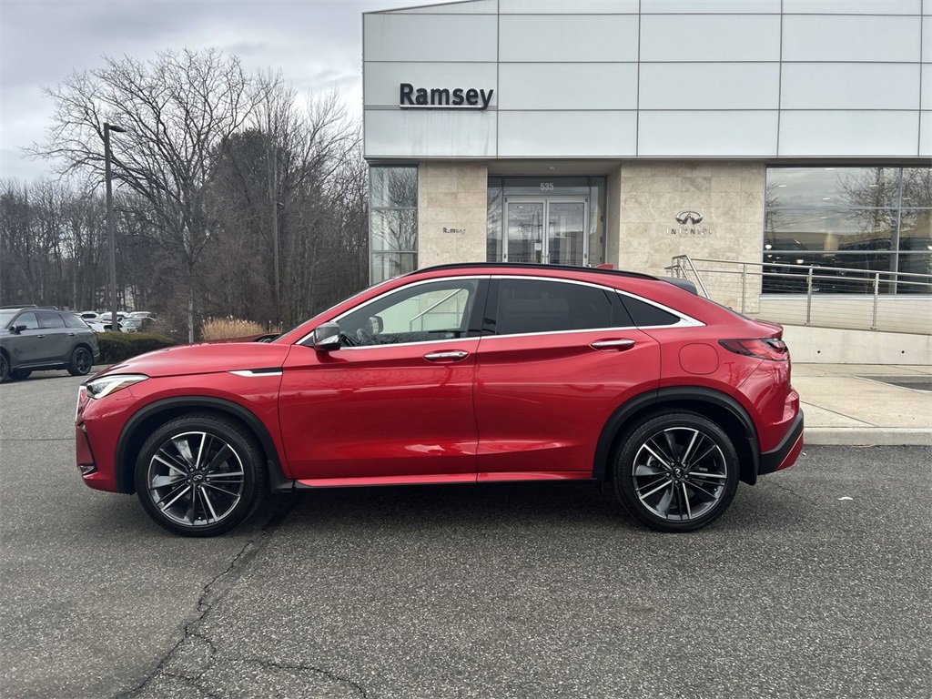 Certified 2023 INFINITI QX55 Essential image 5