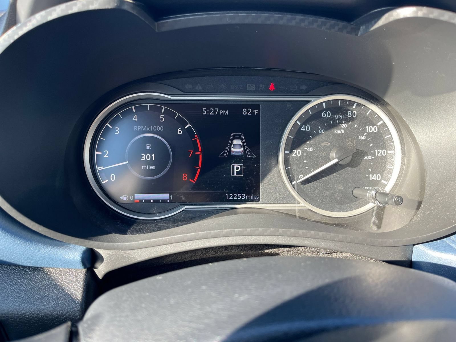 Used 2025 Nissan Versa SV FWD image 34
