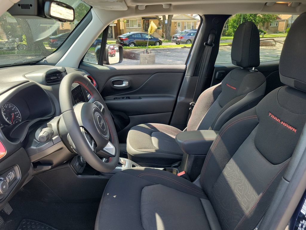Used 2023 Jeep Renegade Trailhawk w/ Sun/Sound Group AWD/4WD image 16