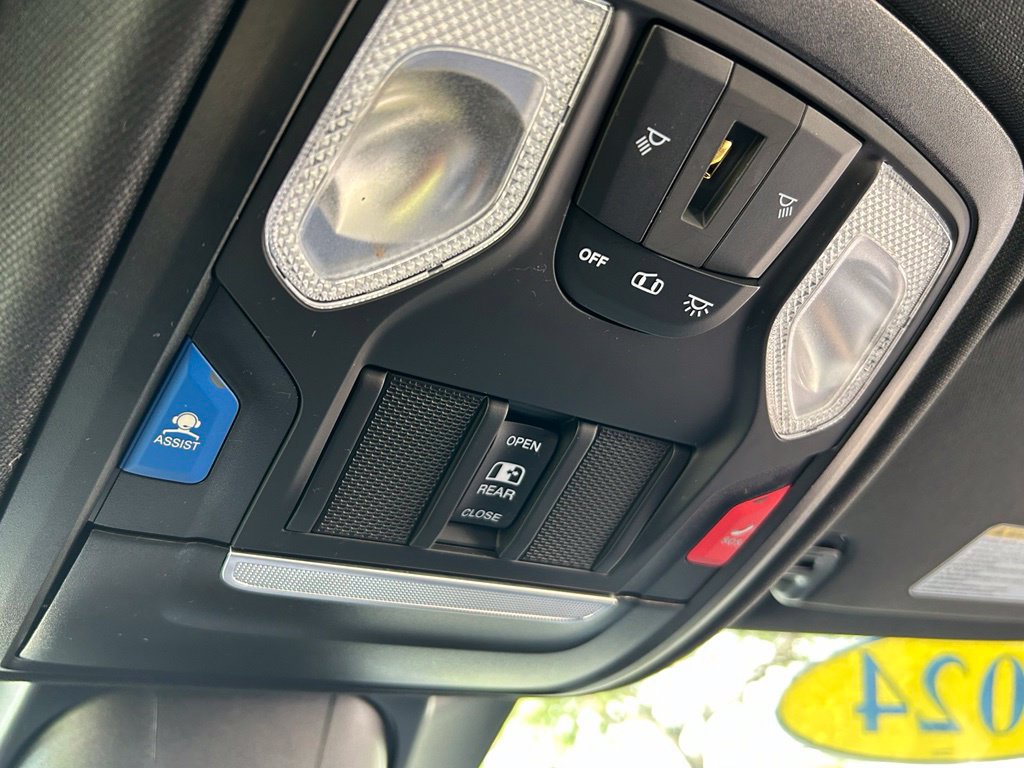 Used 2024 RAM 1500 Rebel w/ Rebel Level 1 Equipment Group AWD/4WD image 31