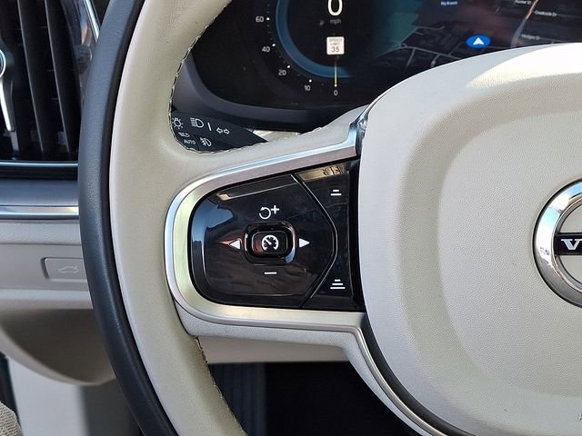 Used 2024 Volvo S60 B5 Core image 27