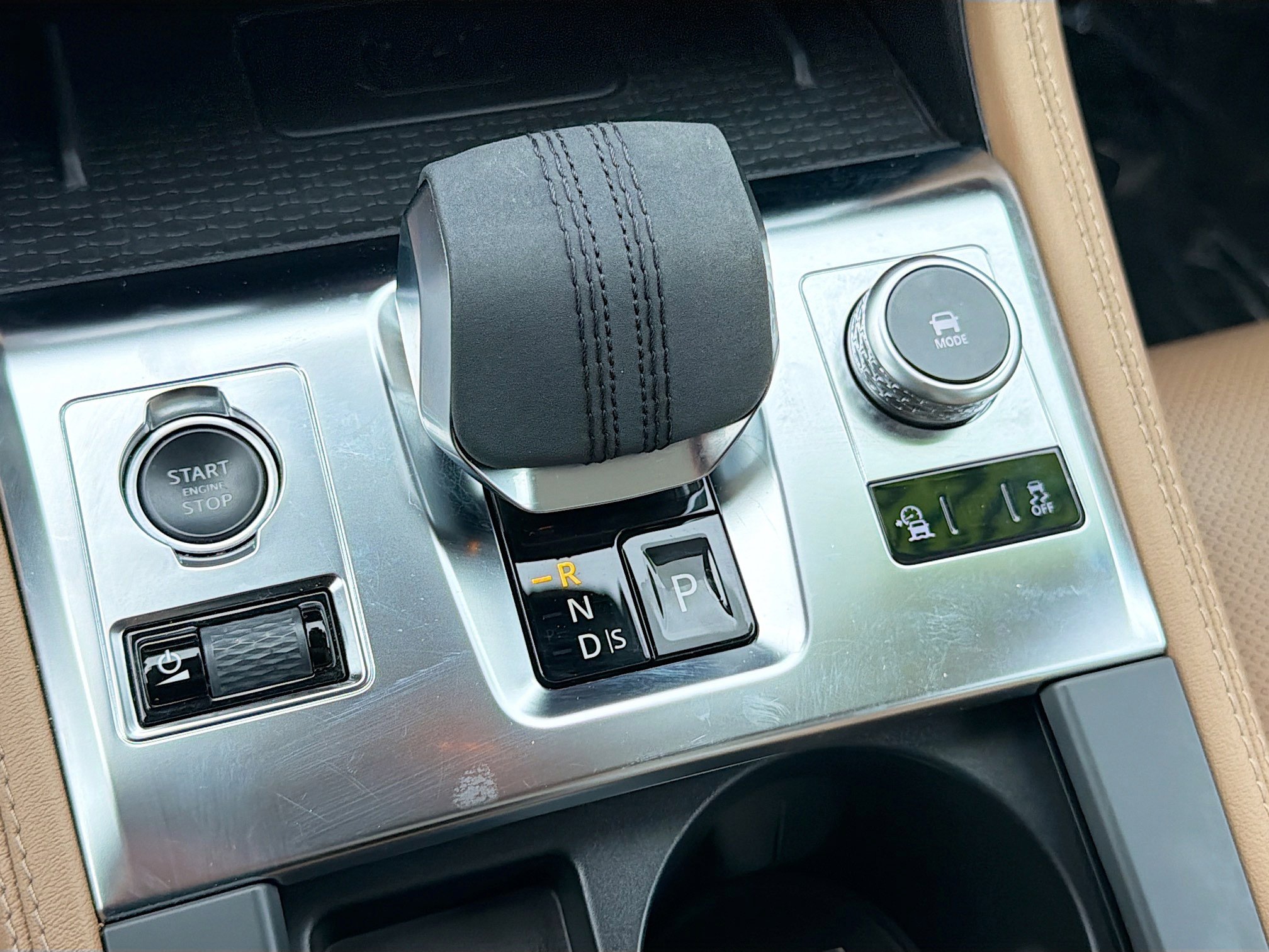 Used 2022 Jaguar F-PACE S image 29