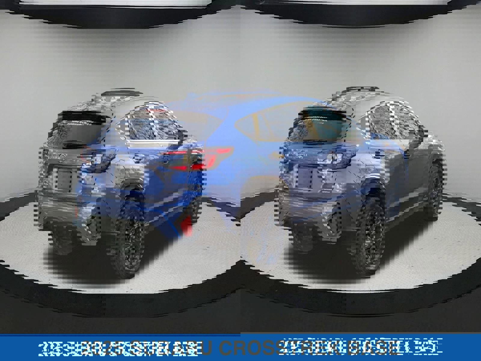 Certified 2025 Subaru Crosstrek 2.0i image 4
