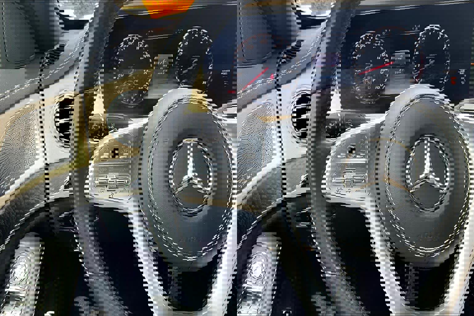 Used 2019 Mercedes-Benz S 560 Sedan image 24